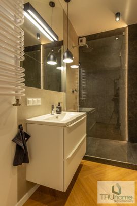 C.O. podłogowe, 2 balkony, garaż | 1sza Dzielnica - Photo 1