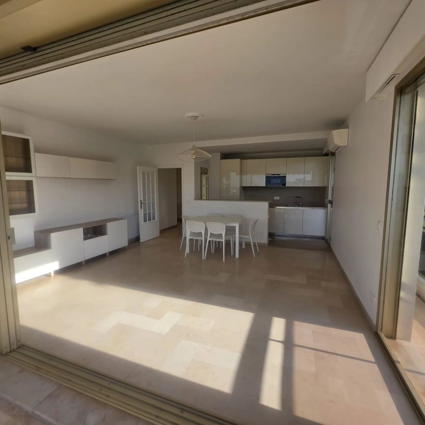 Location Appartement 3 pièces 66m² CANNES 06400 - Photo 1