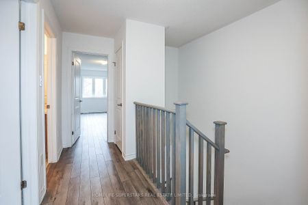 Townhouse For Lease | X8104496 - Photo 4