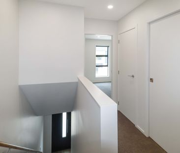 Wainui Gem! - Photo 5