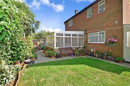 1 bedroom detached house to rent - Photo 5