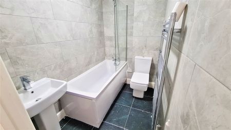 3 bed terraced house to rent Rugby Street, Wolverhampton WV1 - Photo 4