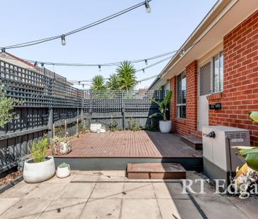 Thinking of selling? Contact our agent - Photo 5