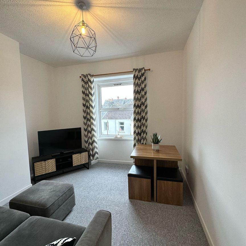 2 Bedroom | Flat 1, 78 North Road East, PL4 6AN - Photo 1