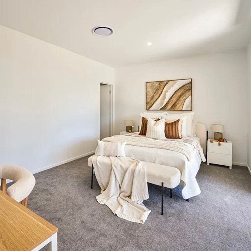 Albany Creek - Photo 1