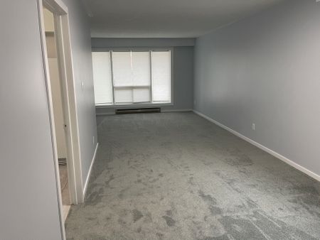 For Lease - 43 Chapman Avenue Unit# Main, Toronto, Ontario - Photo 2