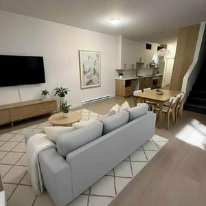 6 1/2 DISPONIBLE IMMÉDIATEMENT | Sherbrooke | 1750$ - Photo 2