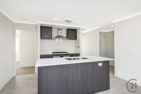 Coastal Living Family 4 X 2 - Photo 5