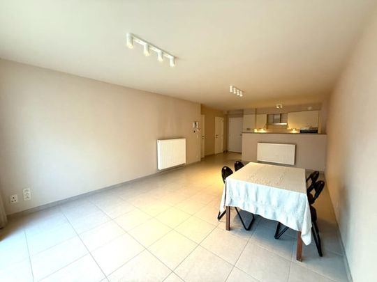 Appartement te huur - Photo 1
