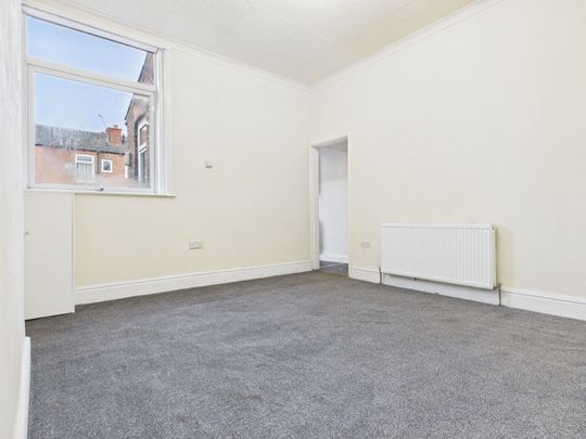 3 Bedroom - Photo 1
