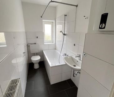 Renovierte Erdgeschoss 2-Zimmer-Wohnung in Castrop-Rauxel Ickern - Photo 1