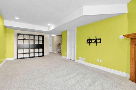 For Lease - 2047 Dunollie Crescent, Kanata, Ontario - Photo 2