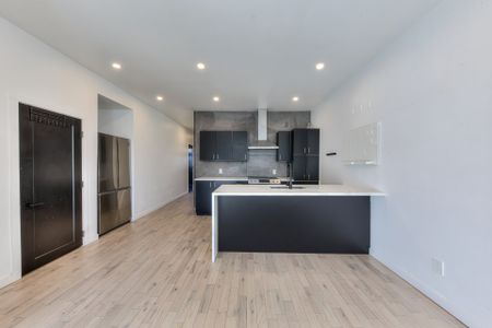 257 Rue du Square-Sir-George-Étienne-Cartier - Photo 2