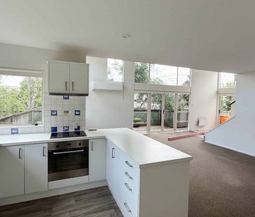 Parnell, three bedroom - Photo 3