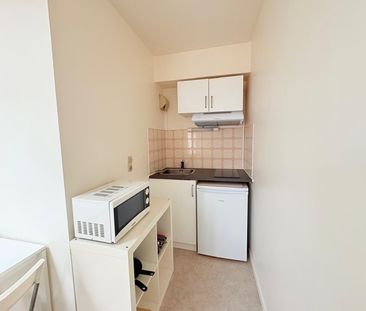 Location Appartement 1 pièce 20m² BORDEAUX 33800 - Photo 5