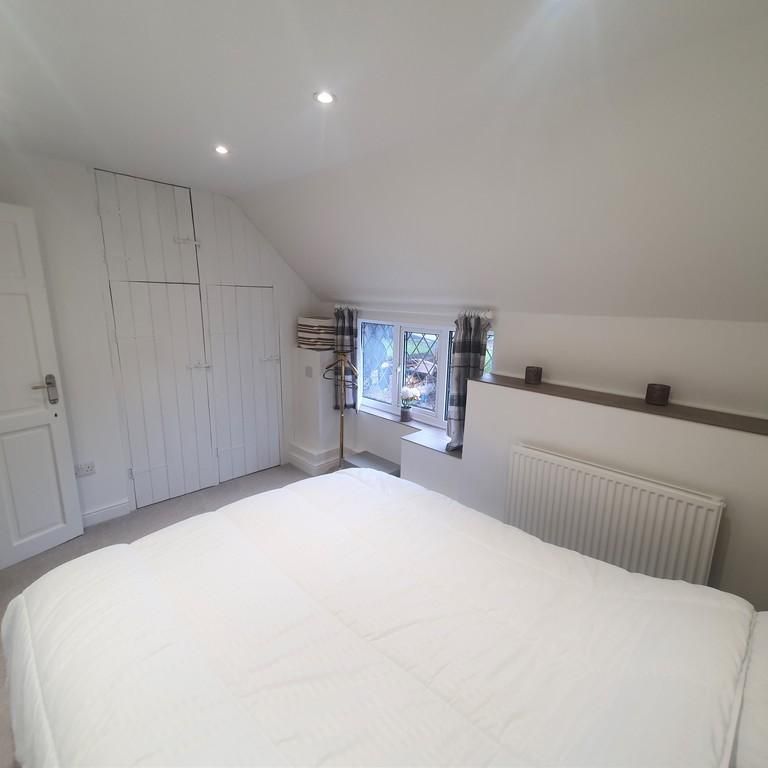 2 bedroom cottage to rent - Photo 1