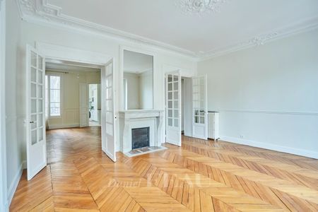Appartement à louer à Paris 7Ème - Photo 3