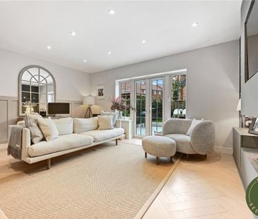 2 bedroom end of terrace house to rent - Photo 2