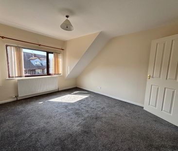 43 Town Park, Carrickfergus, BT38 8FG - Photo 4