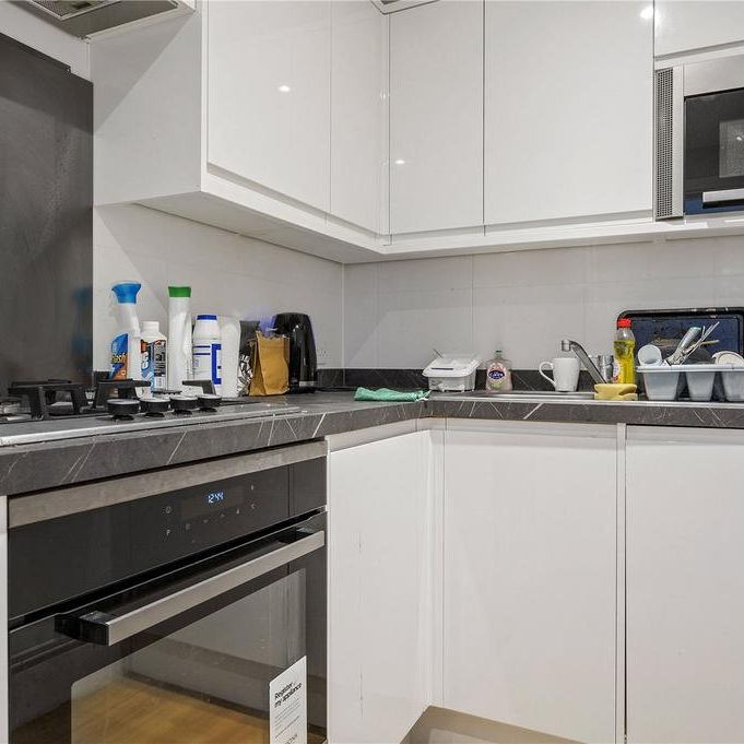 1 bedroom penthouse to rent - Photo 1