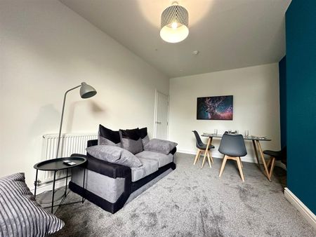 1 bed house share to rent in Derby Street, Colne, BB8 - Photo 2