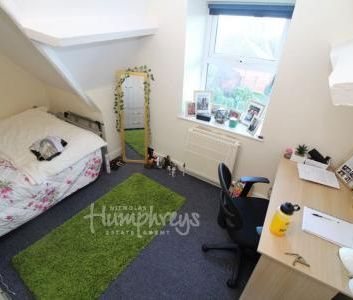 Flat 3, 21 Pickmere Road, S10 - Photo 2