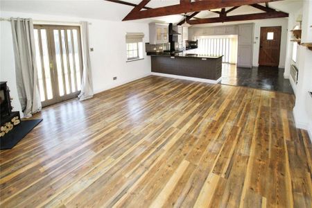 3 bedroom bungalow to rent - Photo 2