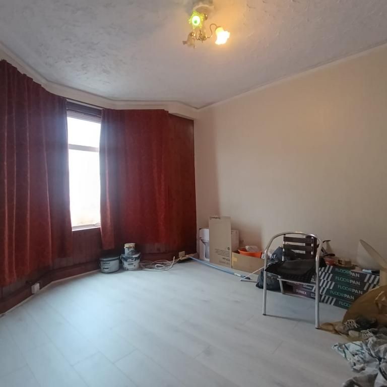 5 bedroom terraced house to rent - Photo 1