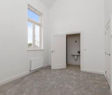 The Mews, Crosby House, 34 College Green, College Avenue, Bangor, B... - Photo 3