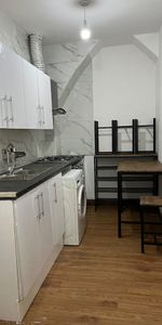 Room in a Shared House, Refurbished Mmu Uom Piccadilly Stat, M12 - Photo 3