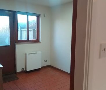 2 Bed Semi-Detached House, Niddrie Marischal Road, EH16 - Photo 5