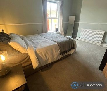 2 bedroom terraced house to rent - Photo 6