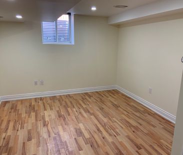 For Lease - 4812 Lighthouse Court Unit# Basement, Mississauga, Ontario - Photo 4