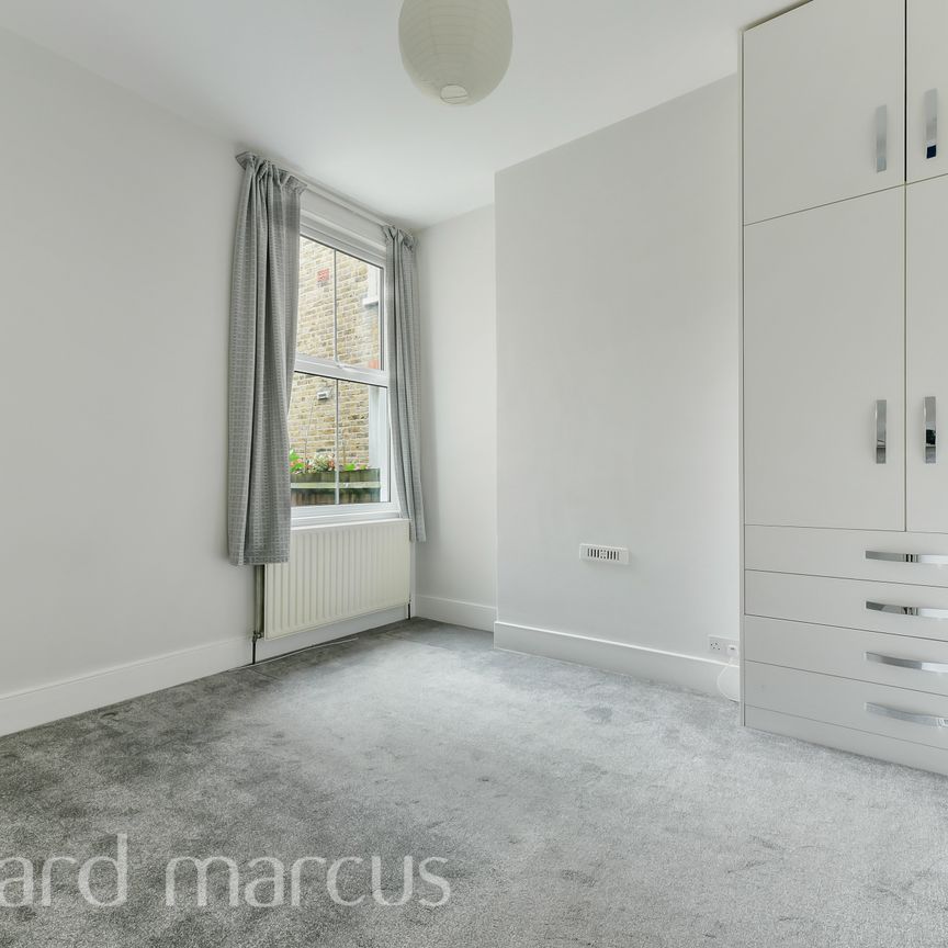 Byton Road, London - Photo 1