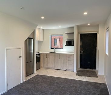 6/3 Milne Crescent, Taita - Photo 4