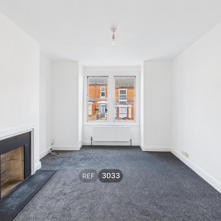 2 bedroom property to rent - Photo 1