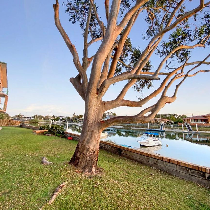 Waterfront Unit in Sought After Location! - Photo 1