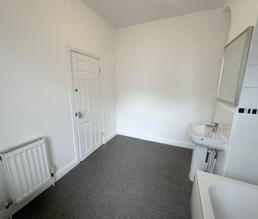 Victoria Grove, Osmondthorpe, Leeds - Photo 5