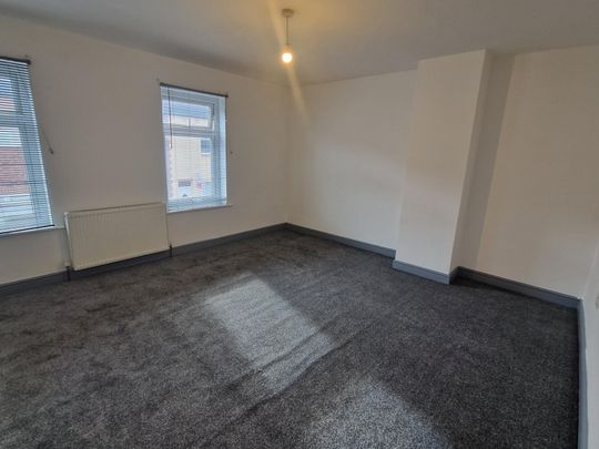 Ambler Street, Castleford - Photo 1