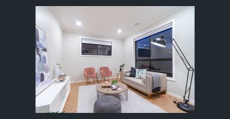 Modern Family Living close to all amenities - Photo 3