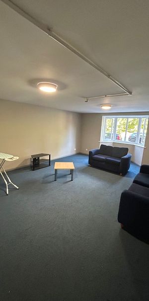 Room in a Shared House, Liberty Court, B5 - Photo 1