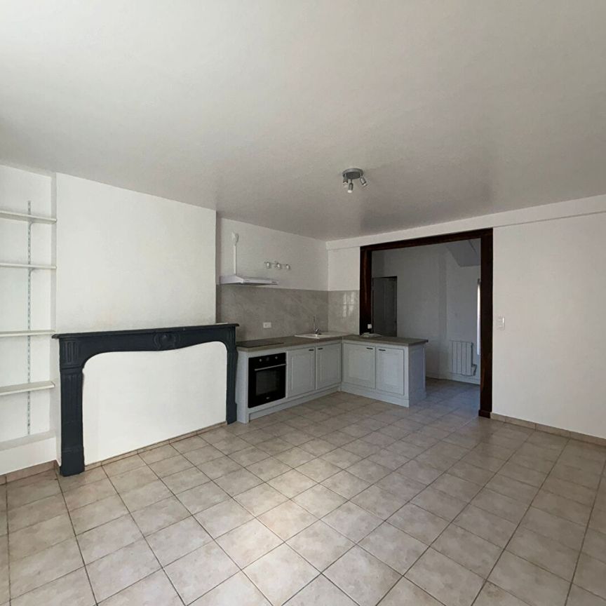 Location Appartement 1 pièce 33m² - Photo 1