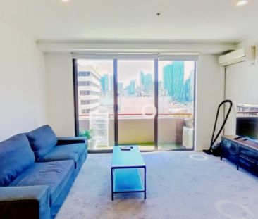 2 Bed 1 Bath - Master Room - Photo 3