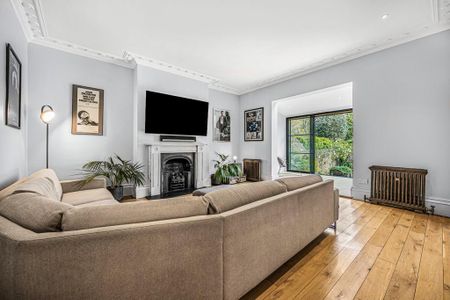 4 bedroom terraced house to rent - Photo 2