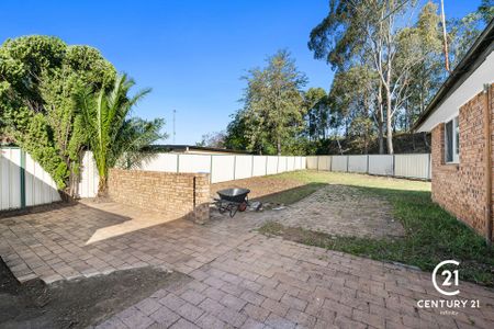 Renovated to Perfection – Your Next Home Awaits! - Photo 5