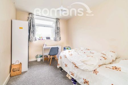 5 bedroom apartment to rent - Photo 2