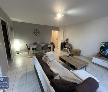 Location Appartement 3 pièces 63m² GUILHERAND GRANGES 07500 - Photo 2