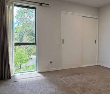 Stylish 2 Bedroom Home with Views & Top School Zones - Photo 4