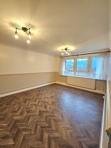 1 Bed Flat, Thornhill Gardens, IG11 - Photo 3