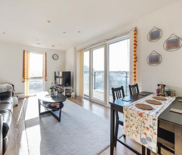 2 bedroom apartment to rent - Photo 2